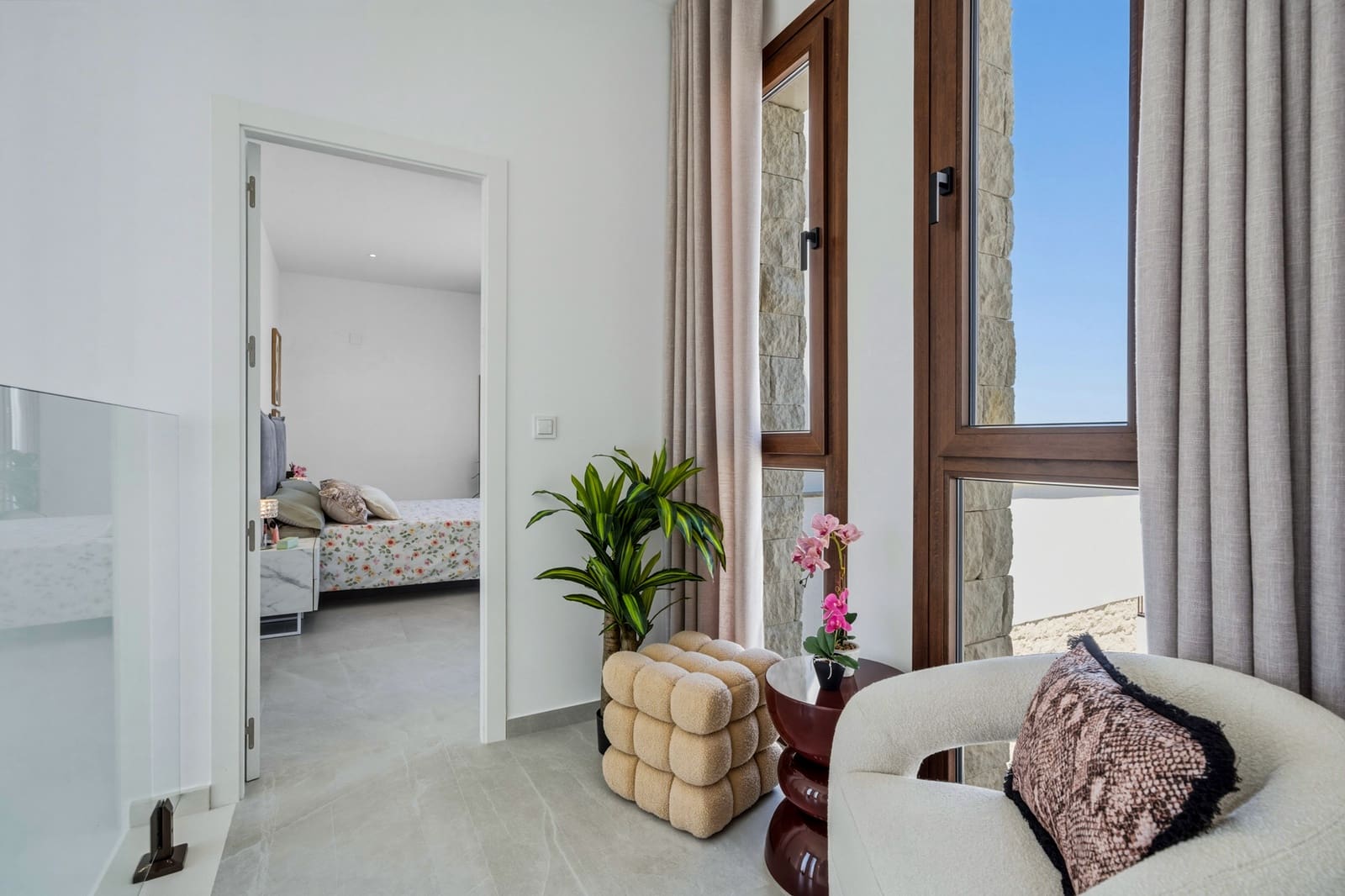 Chalet de 4 habitaciones en Orihuela en venta con piscina garaje - 649.000 € (Ref: 9994555)