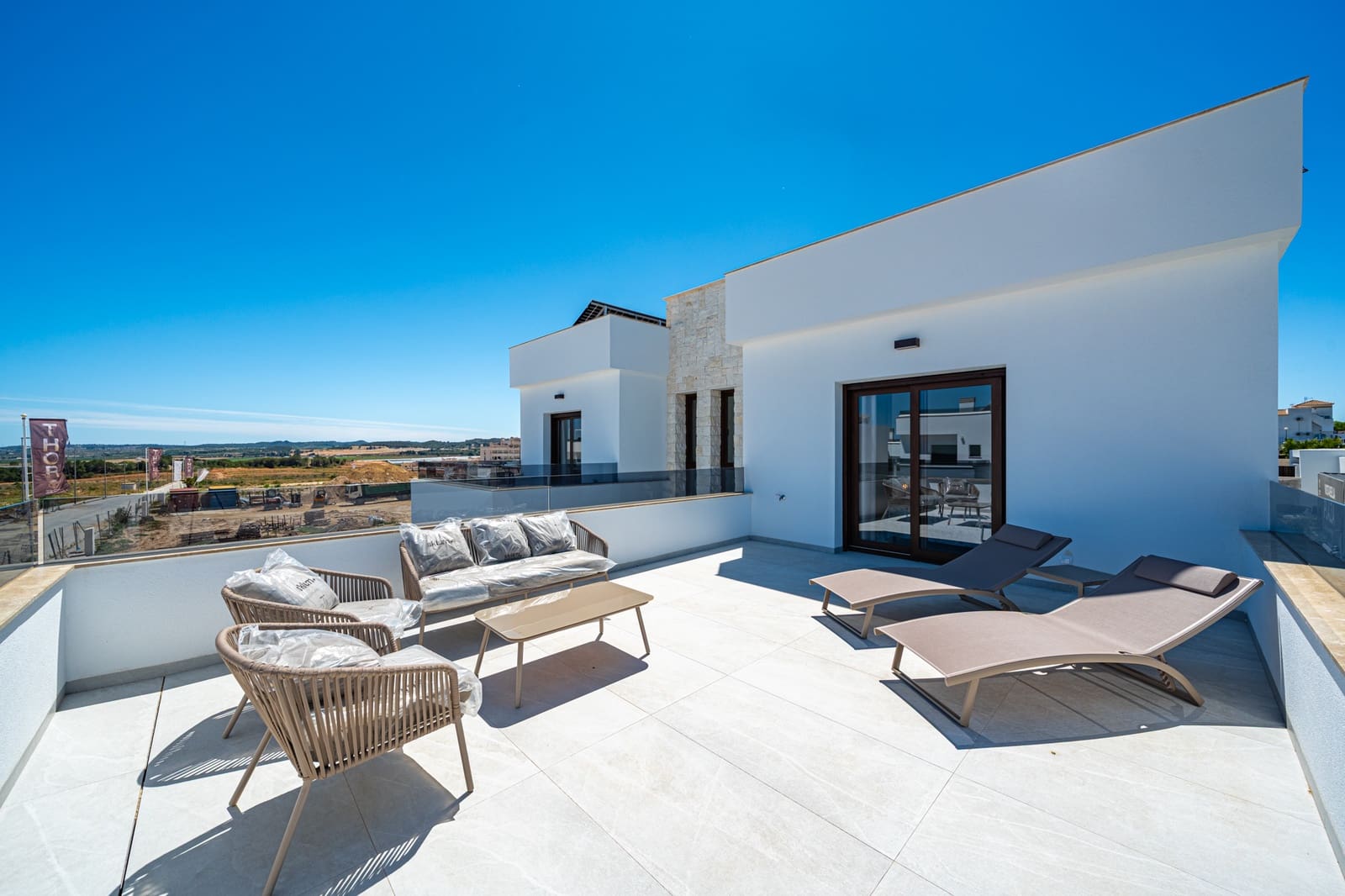 Chalet de 4 habitaciones en Orihuela en venta con piscina garaje - 649.000 € (Ref: 9994555)