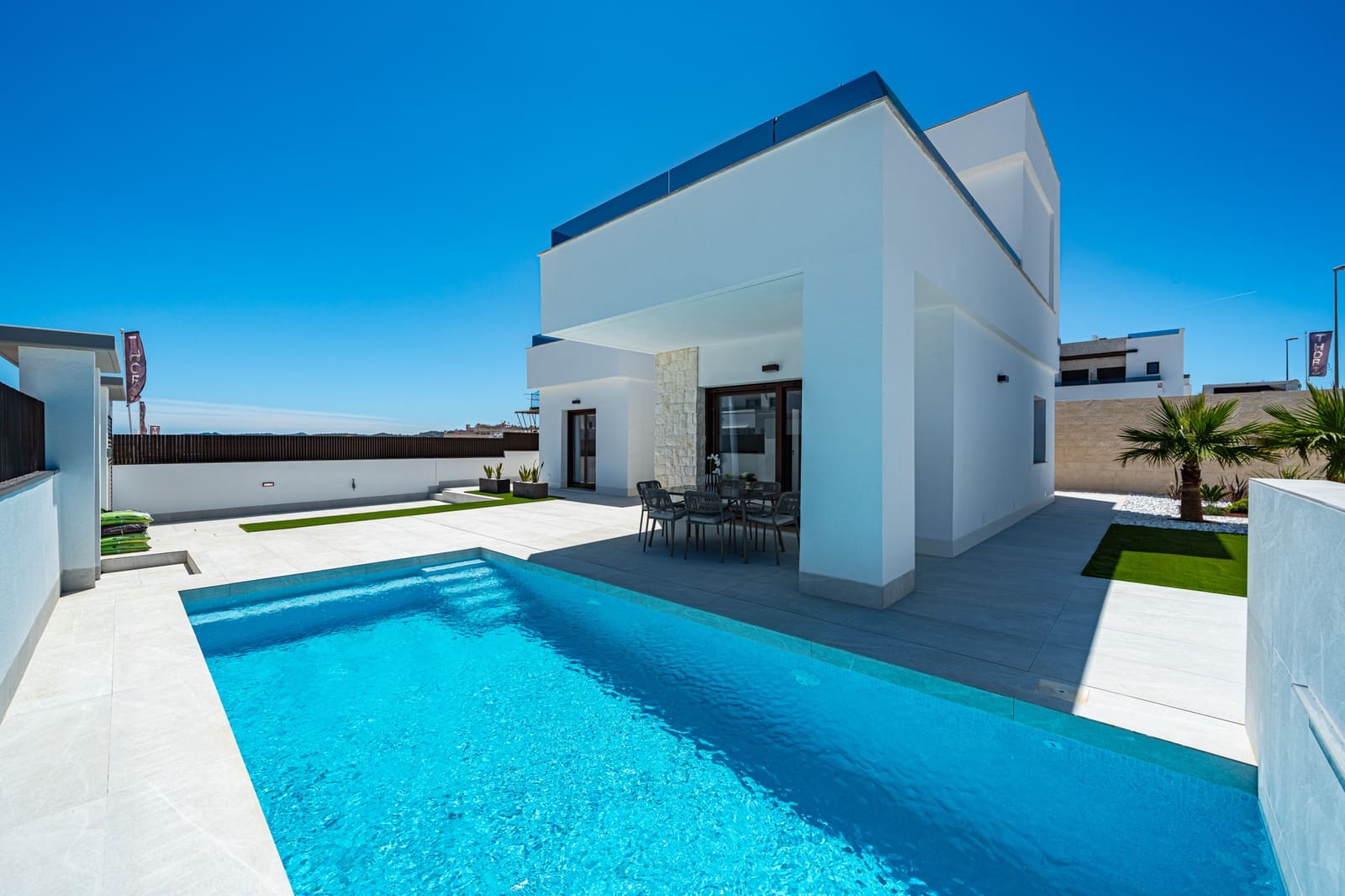 Chalet de 4 habitaciones en Orihuela en venta con piscina garaje - 649.000 € (Ref: 9994555)