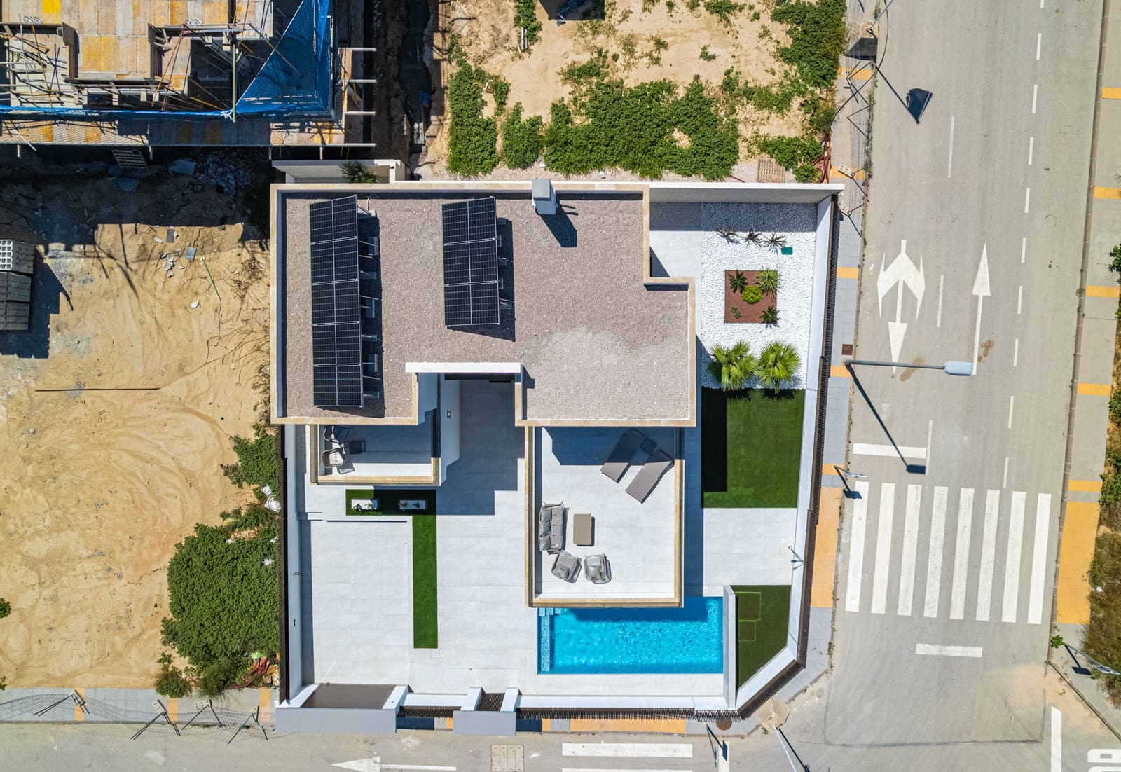 Chalet de 4 habitaciones en Orihuela en venta con piscina garaje - 649.000 € (Ref: 9994555)