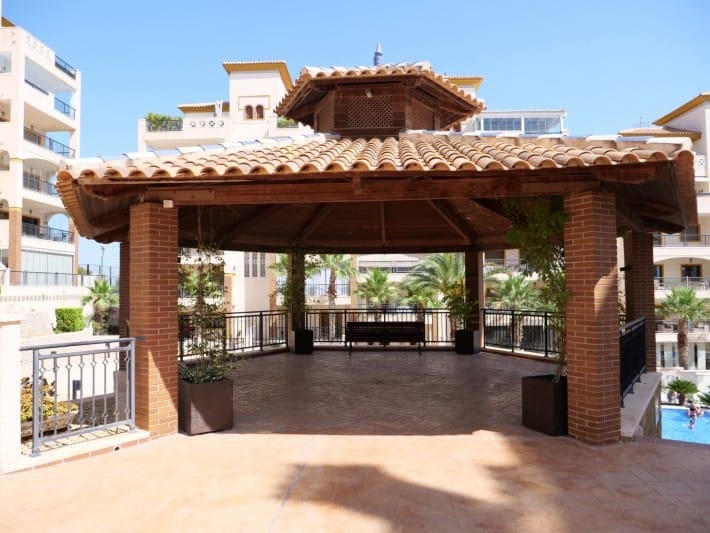 2 camera da letto Appartamento sulla Spiaggia da affittare in Guardamar del Segura con piscina garage - 1.500 € (Rif: 10002390)