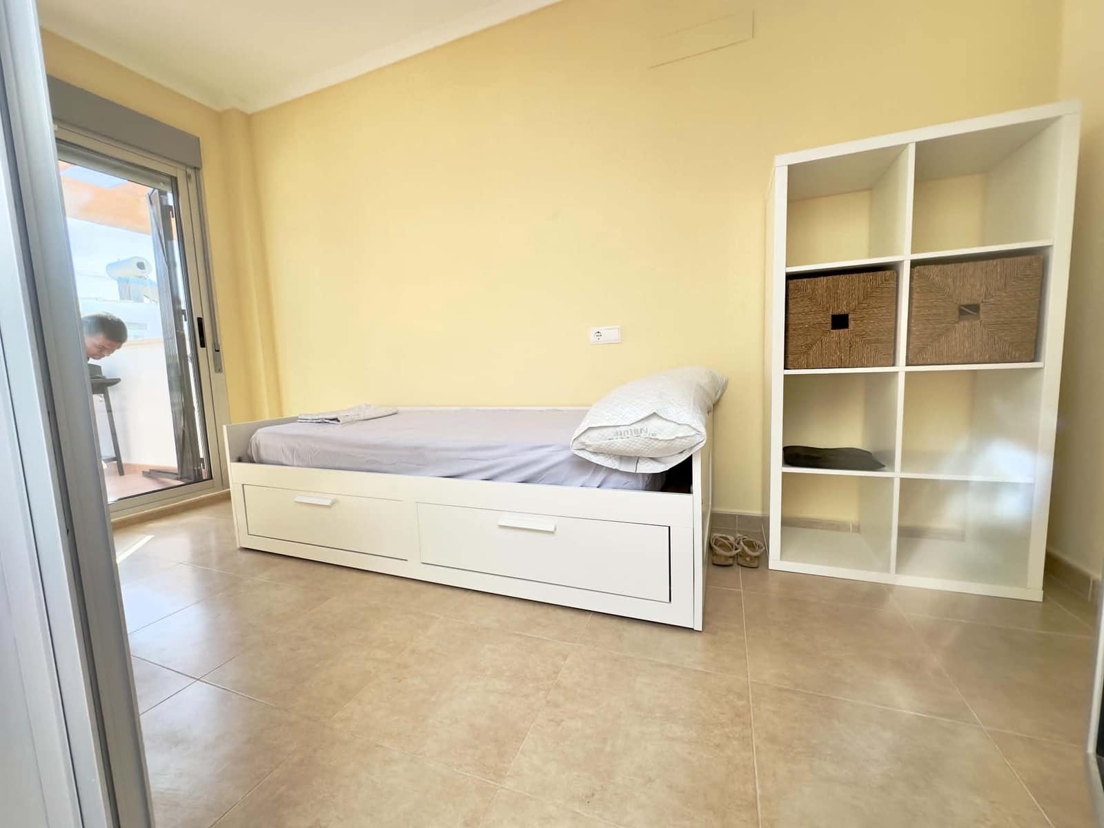 3 bedroom Apartment for rent in Guardamar del Segura with pool garage - € 900 (Ref: 10060951)