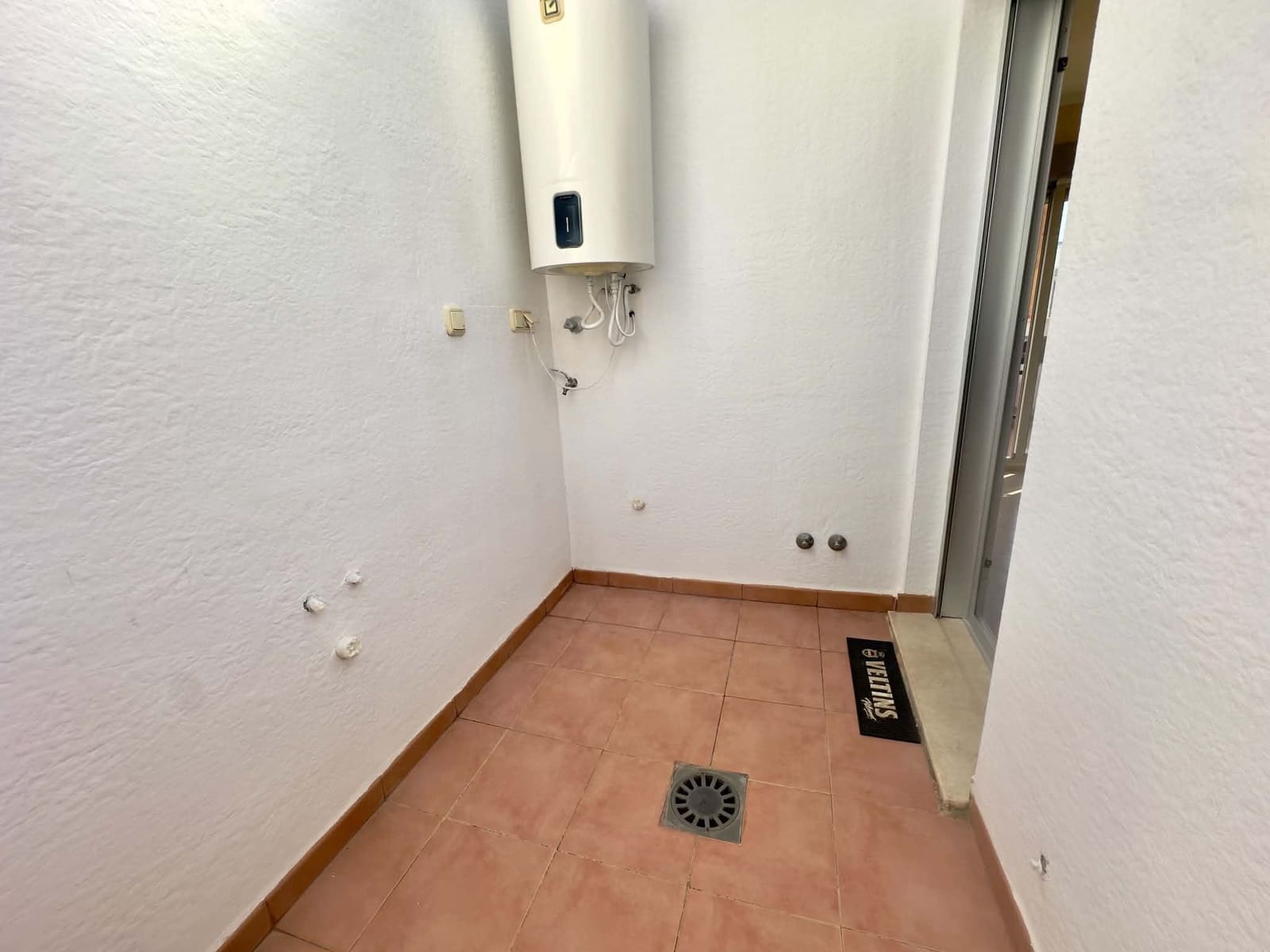 3 bedroom Apartment for rent in Guardamar del Segura with pool garage - € 900 (Ref: 10060951)