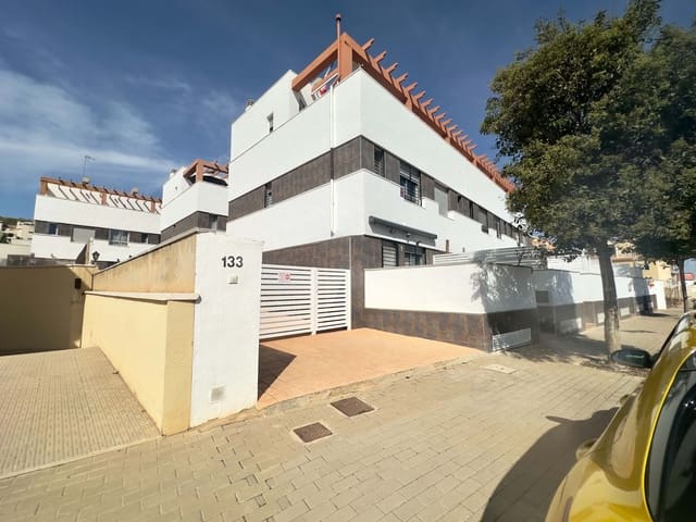 3 makuuhuone Huoneisto vuokrattavana paikassa Guardamar del Segura mukana uima-altaan 
autotalli - 900 € (Ref: 10060951)