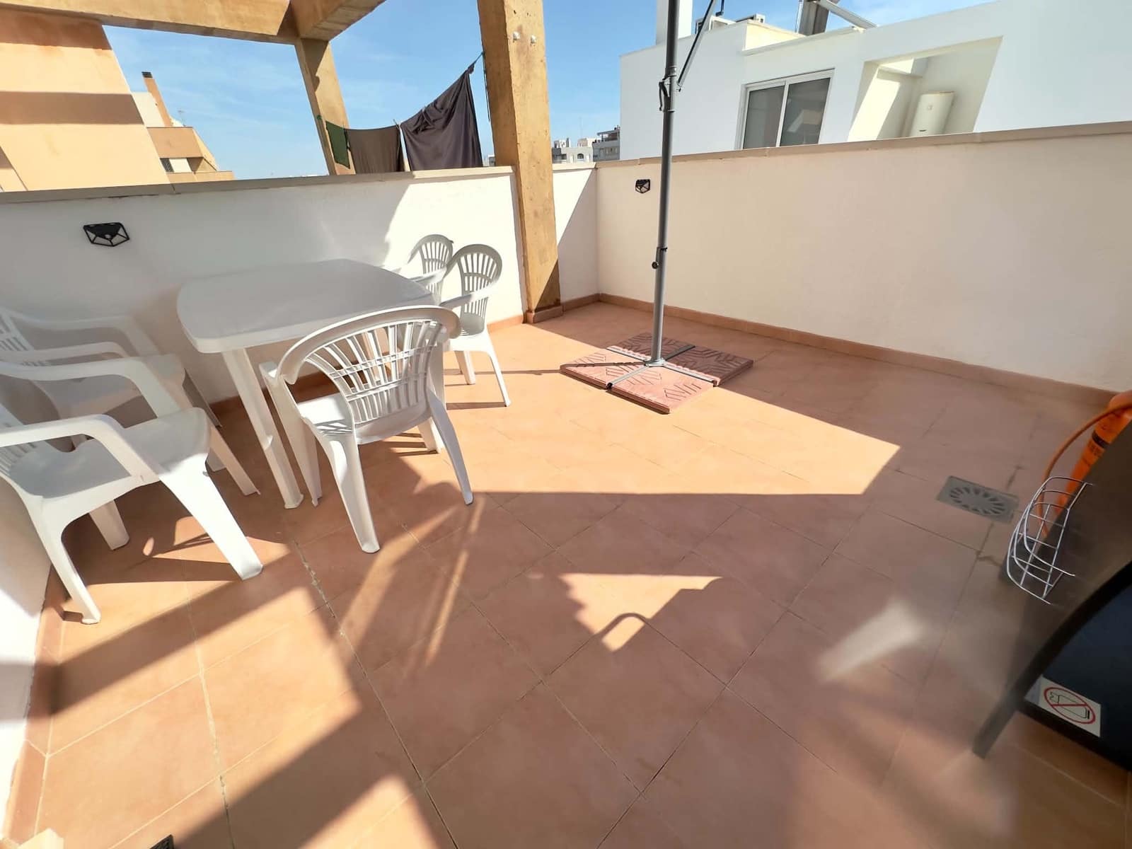 3 bedroom Apartment for rent in Guardamar del Segura with pool garage - € 900 (Ref: 10060951)