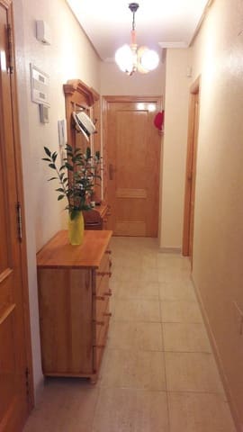 2 Zimmer Strandapartment zu vermieten in Guardamar del Segura mit Pool Garage - 650 € (Ref: 10060952)