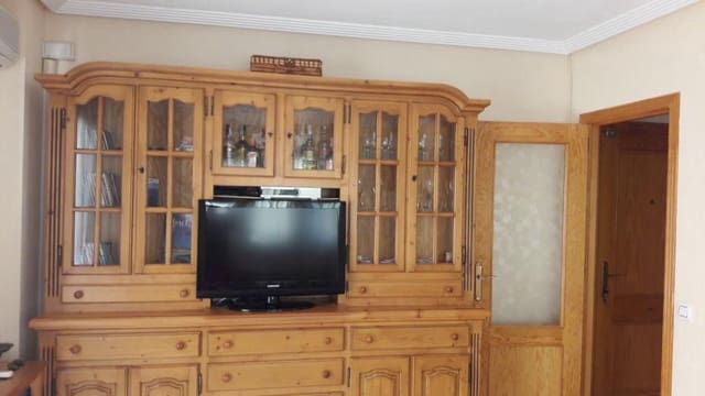 2 Zimmer Strandapartment zu vermieten in Guardamar del Segura mit Pool Garage - 650 € (Ref: 10060952)