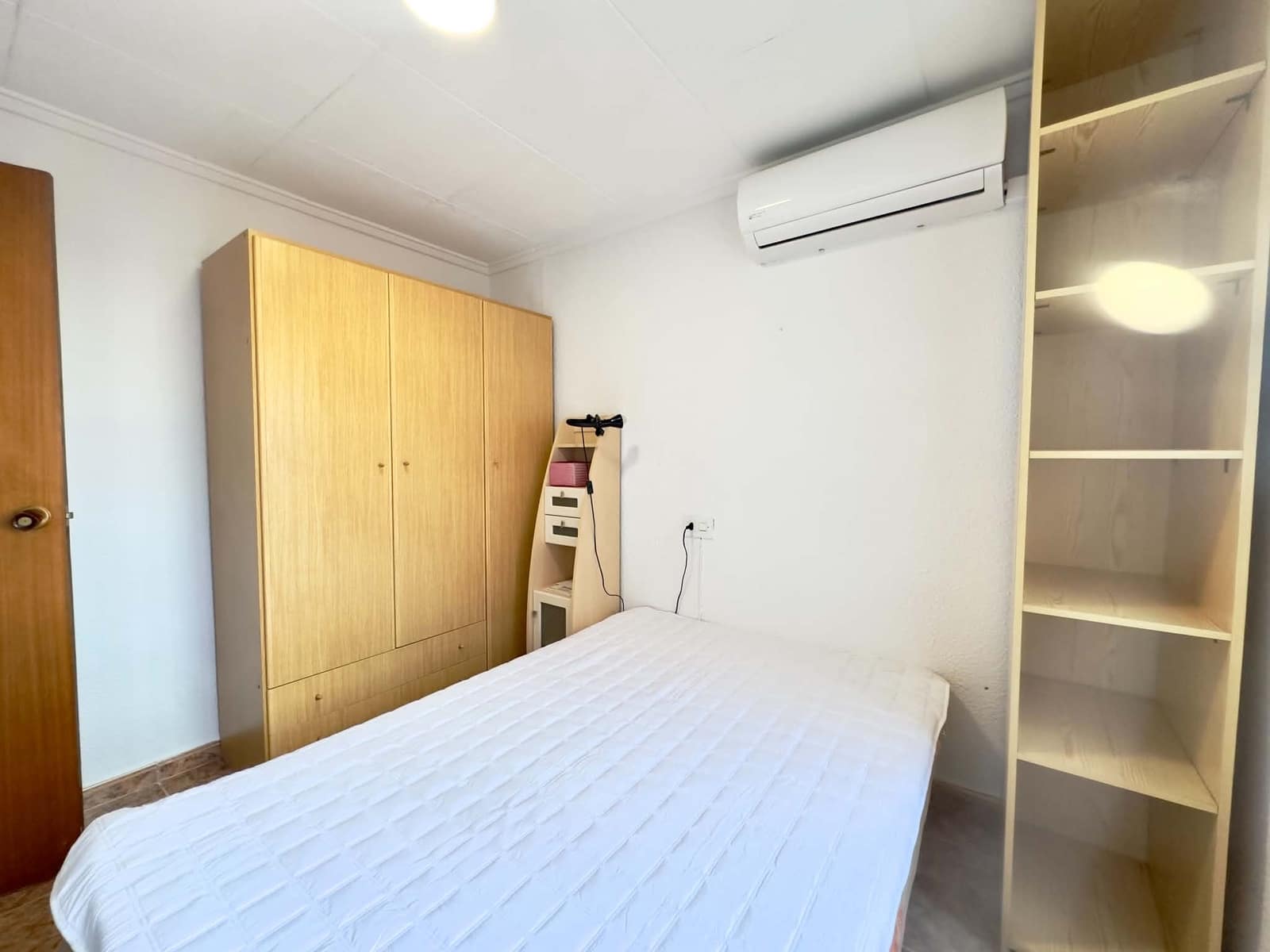 2 makuuhuone Huoneisto vuokrattavana paikassa Guardamar del Segura mukana 
autotalli - 650 € (Ref: 10101394)