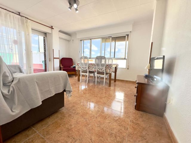2 makuuhuone Huoneisto vuokrattavana paikassa Guardamar del Segura mukana 
autotalli - 650 € (Ref: 10101394)