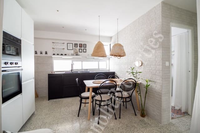 3 quarto Apartamento para arrendar em Guardamar del Segura - 1 100 € (Ref: 6207523)