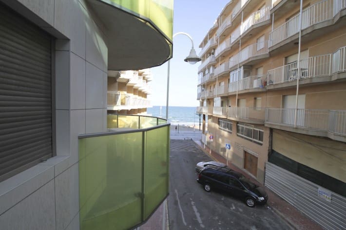 Appartement de 2 chambres à louer à Guardamar del Segura - 500 € (Ref: 6207773)