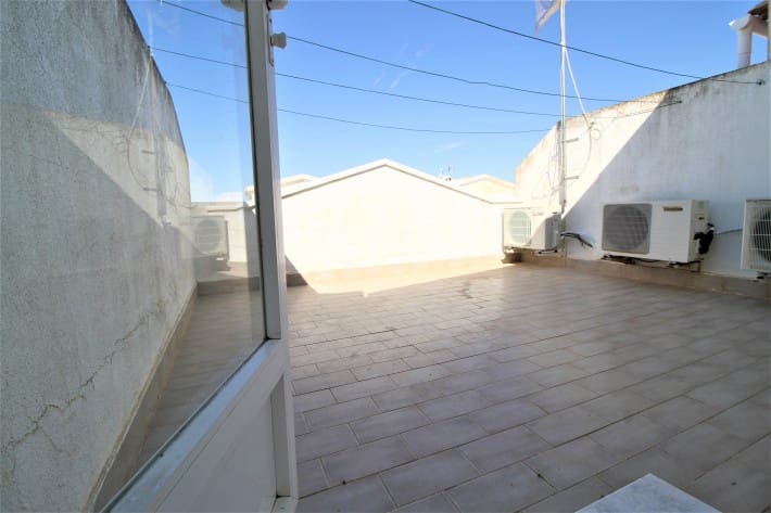 3 soverom Leilighet til leie i Guardamar del Segura med svømmebasseng - € 600 (Ref: 6242374)
