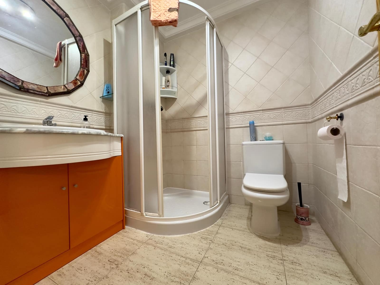 Appartement de 3 chambres à louer à Guardamar del Segura avec piscine garage - 600 € (Ref: 6350319)