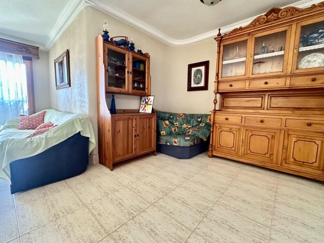 3 sypialnia Apartament do wynajęcia w El Raso, Guardamar del Segura z basenem garażem - 600 € (Ref: 6350319)