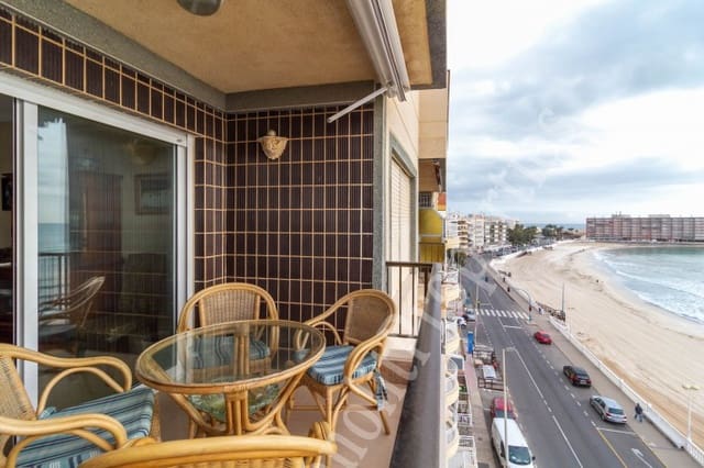 3 quarto Apartamento para arrendar em Torrevieja com garagem - 750 € (Ref: 6510306)
