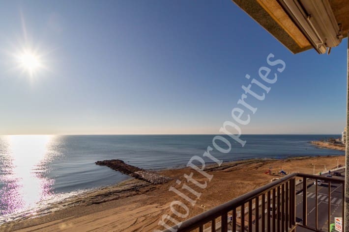 3 bedroom Apartment for rent in Torrevieja with garage - € 750 (Ref: 6510306)