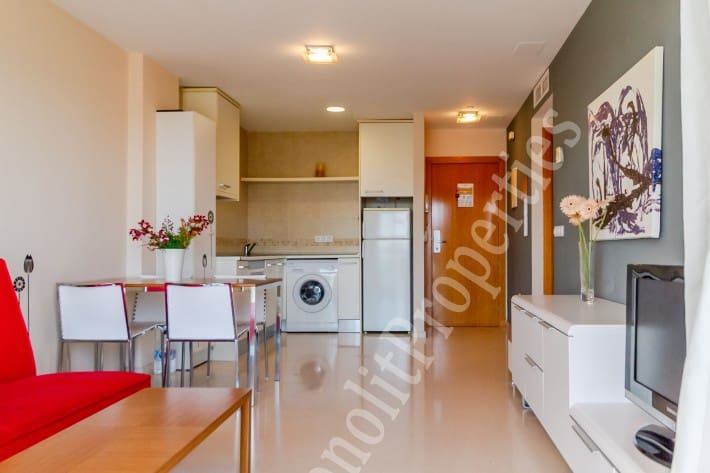 Apartamento de 1 habitación en Guardamar del Segura en alquiler con piscina garaje - 670 € (Ref: 6601953)