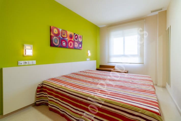 Apartamento de 1 habitación en Guardamar del Segura en alquiler con piscina garaje - 670 € (Ref: 6601953)
