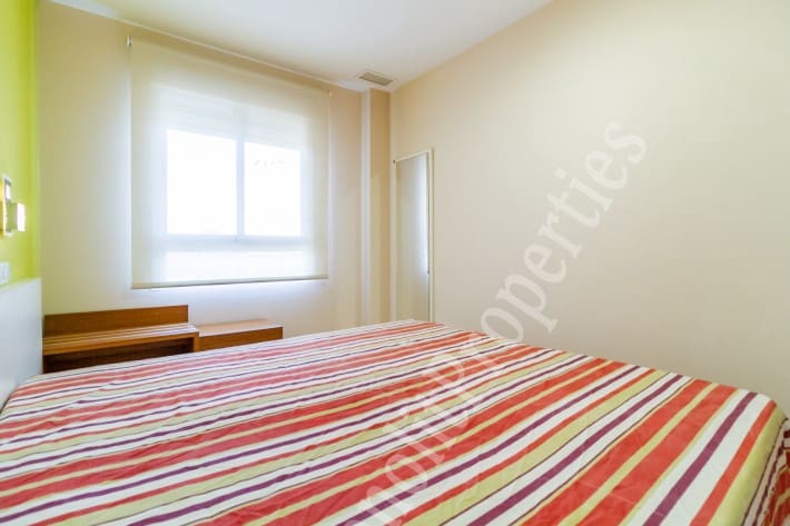 Apartamento de 1 habitación en Guardamar del Segura en alquiler con piscina garaje - 670 € (Ref: 6601953)