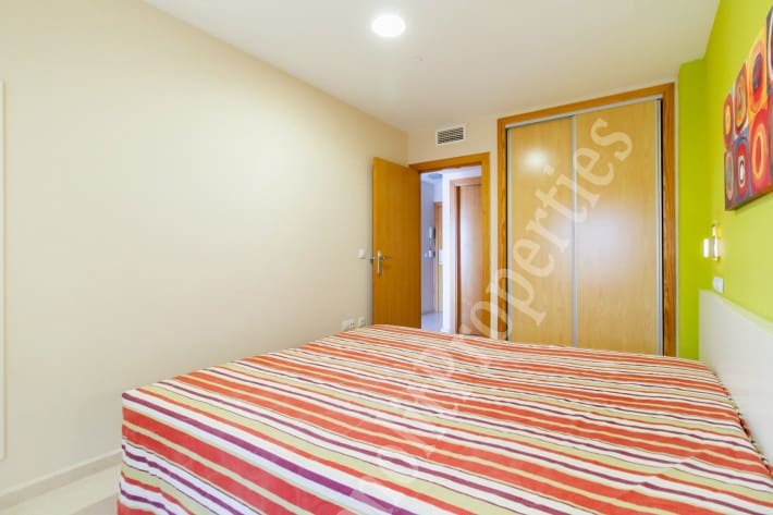 Apartamento de 1 habitación en Guardamar del Segura en alquiler con piscina garaje - 670 € (Ref: 6601953)