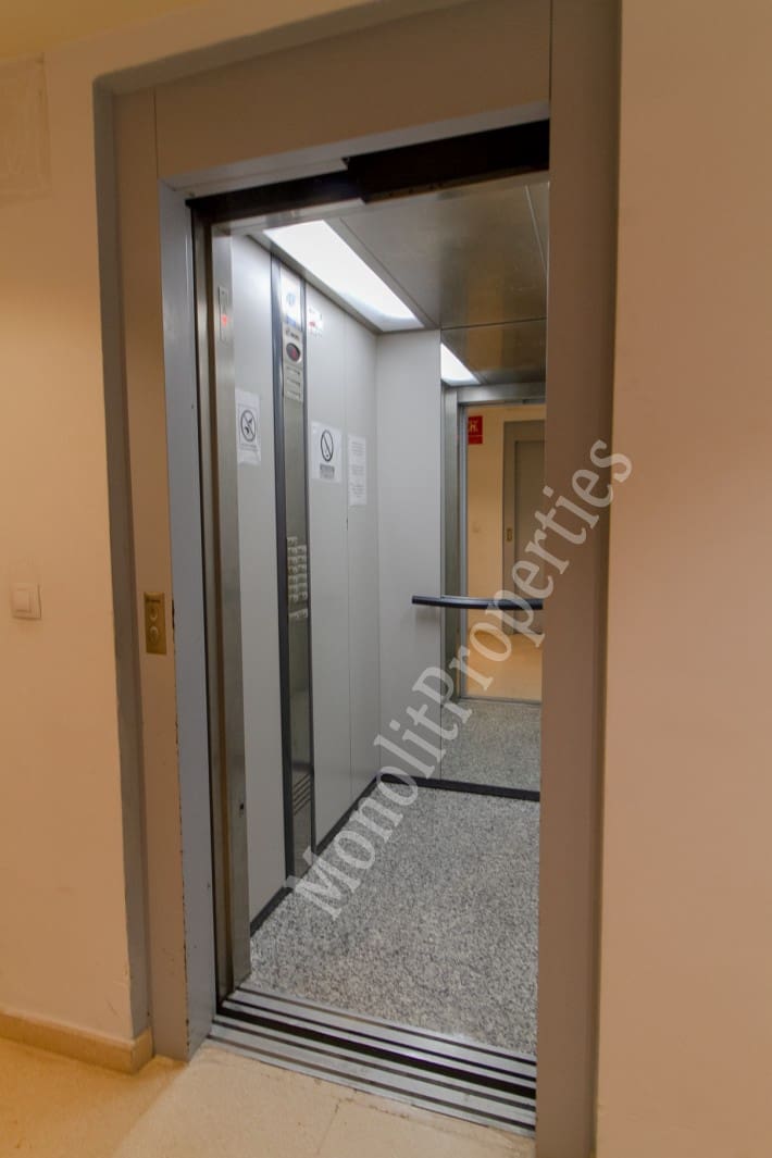 Apartamento de 1 habitación en Guardamar del Segura en alquiler con piscina garaje - 670 € (Ref: 6601953)