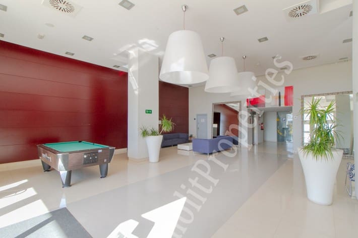 Apartamento de 1 habitación en Guardamar del Segura en alquiler con piscina garaje - 670 € (Ref: 6601953)