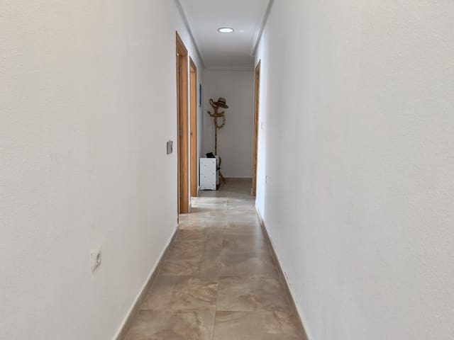 2 soverom Leilighet til leie i Jacarilla - € 600 (Ref: 8925906)