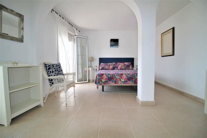 2 makuuhuone Huoneisto vuokrattavana paikassa Torrevieja - 1 200 € (Ref: 8925910)