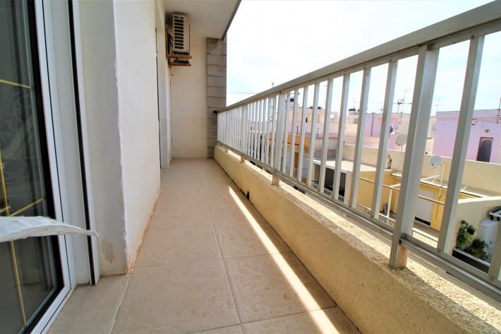 2 makuuhuone Huoneisto vuokrattavana paikassa Torrevieja - 1 200 € (Ref: 8925910)