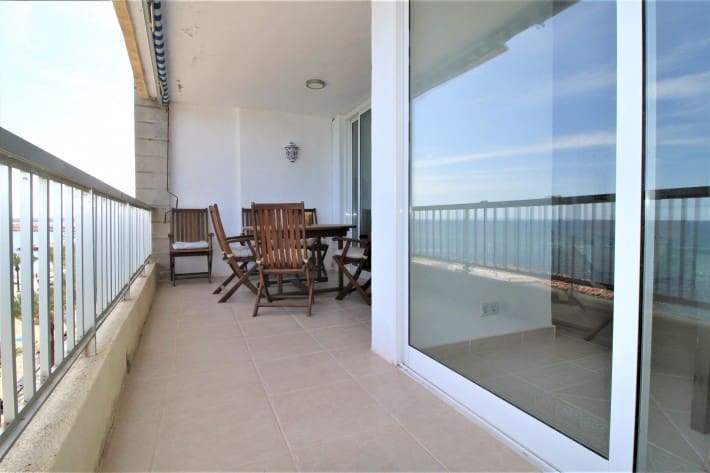 2 makuuhuone Huoneisto vuokrattavana paikassa Torrevieja - 1 200 € (Ref: 8925910)
