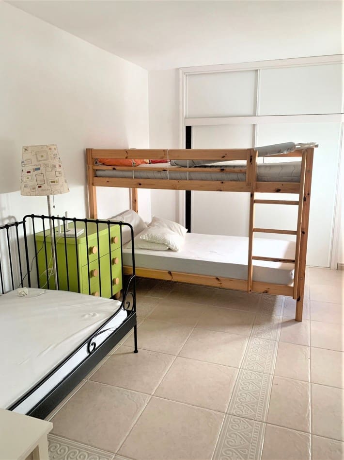 2 makuuhuone Huoneisto vuokrattavana paikassa Torrevieja - 1 200 € (Ref: 8925910)