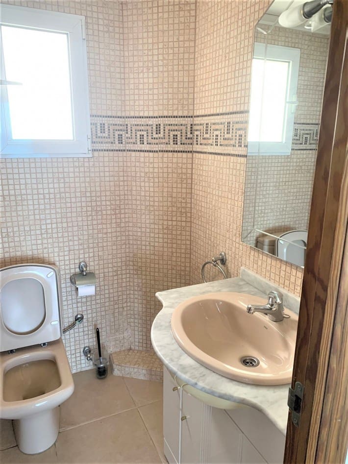 2 makuuhuone Huoneisto vuokrattavana paikassa Torrevieja - 1 200 € (Ref: 8925910)