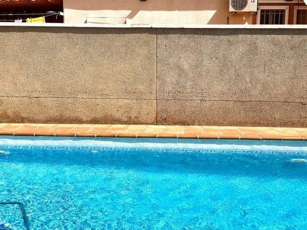 2 soverom Leilighet til leie i Guardamar del Segura med svømmebasseng garasje - € 550 (Ref: 8925912)