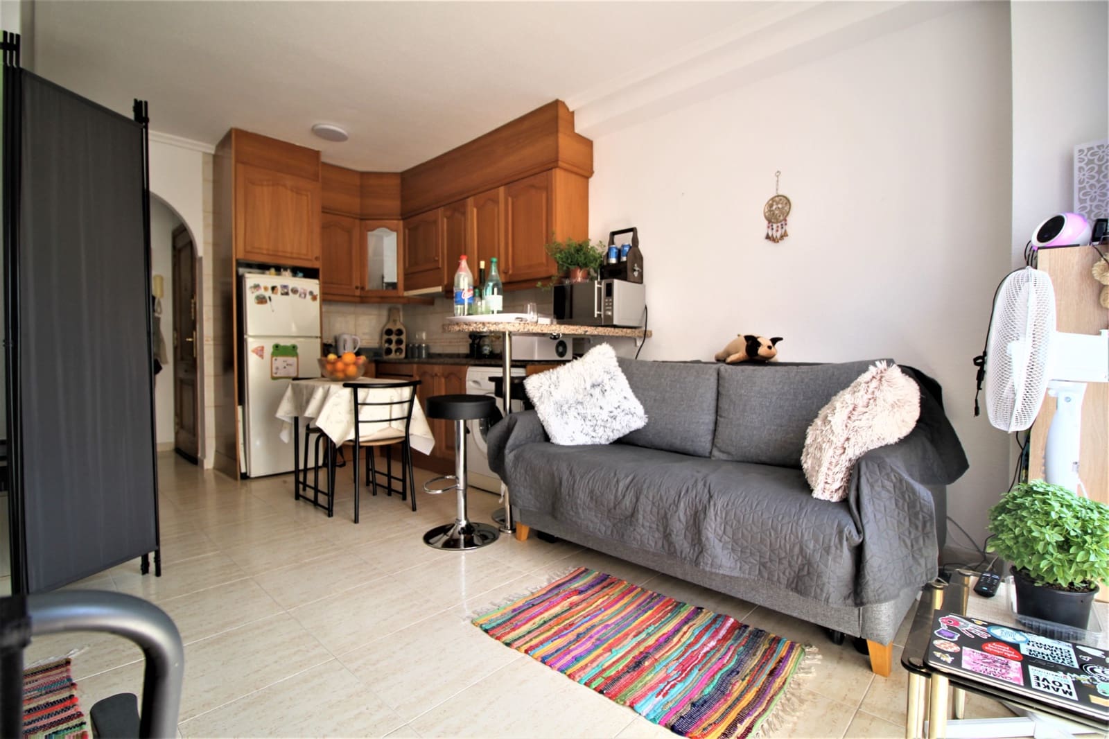 Apartamento para arrendar em Guardamar del Segura - 400 € (Ref: 8925913)