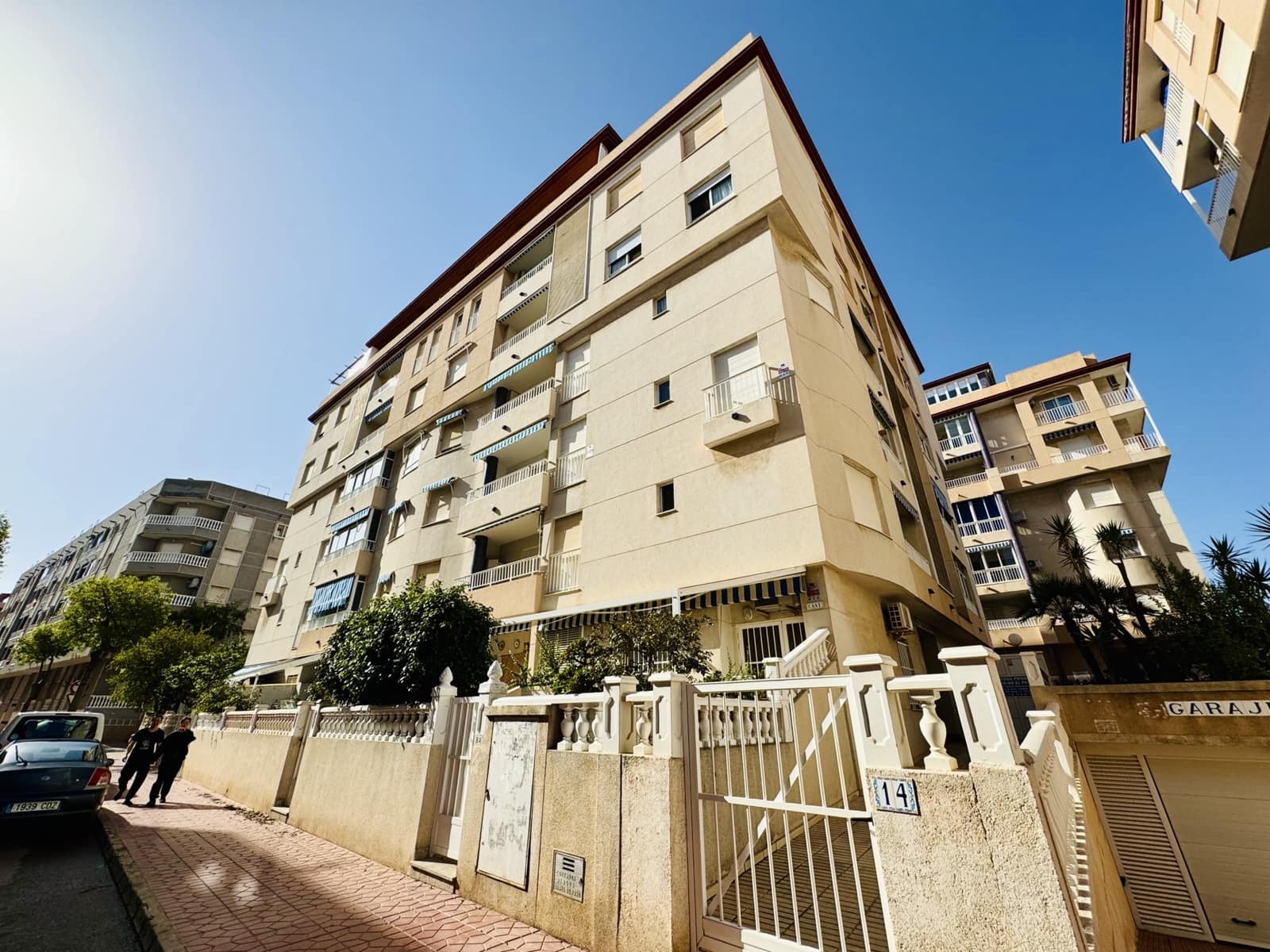 2 slaapkamer Appartement te huur in Guardamar del Segura met zwembad - € 550 (Ref: 8925915)