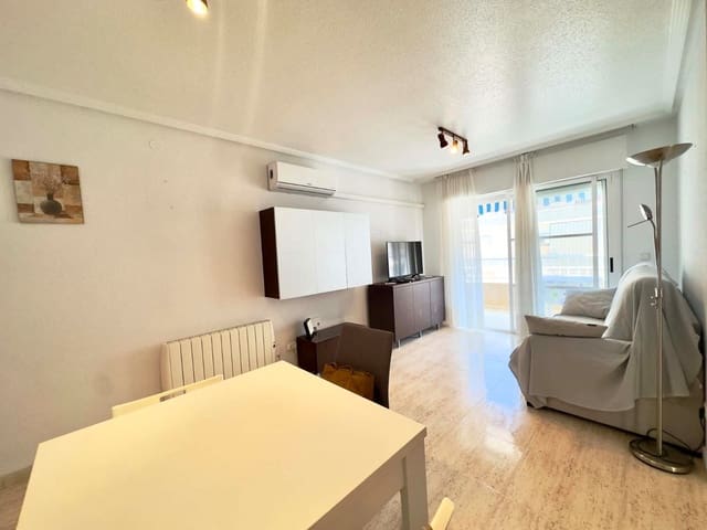 Apartamento de 2 habitaciones en Las Viñas, Guardamar del Segura en alquiler con piscina - 550 € (Ref: 8925915)