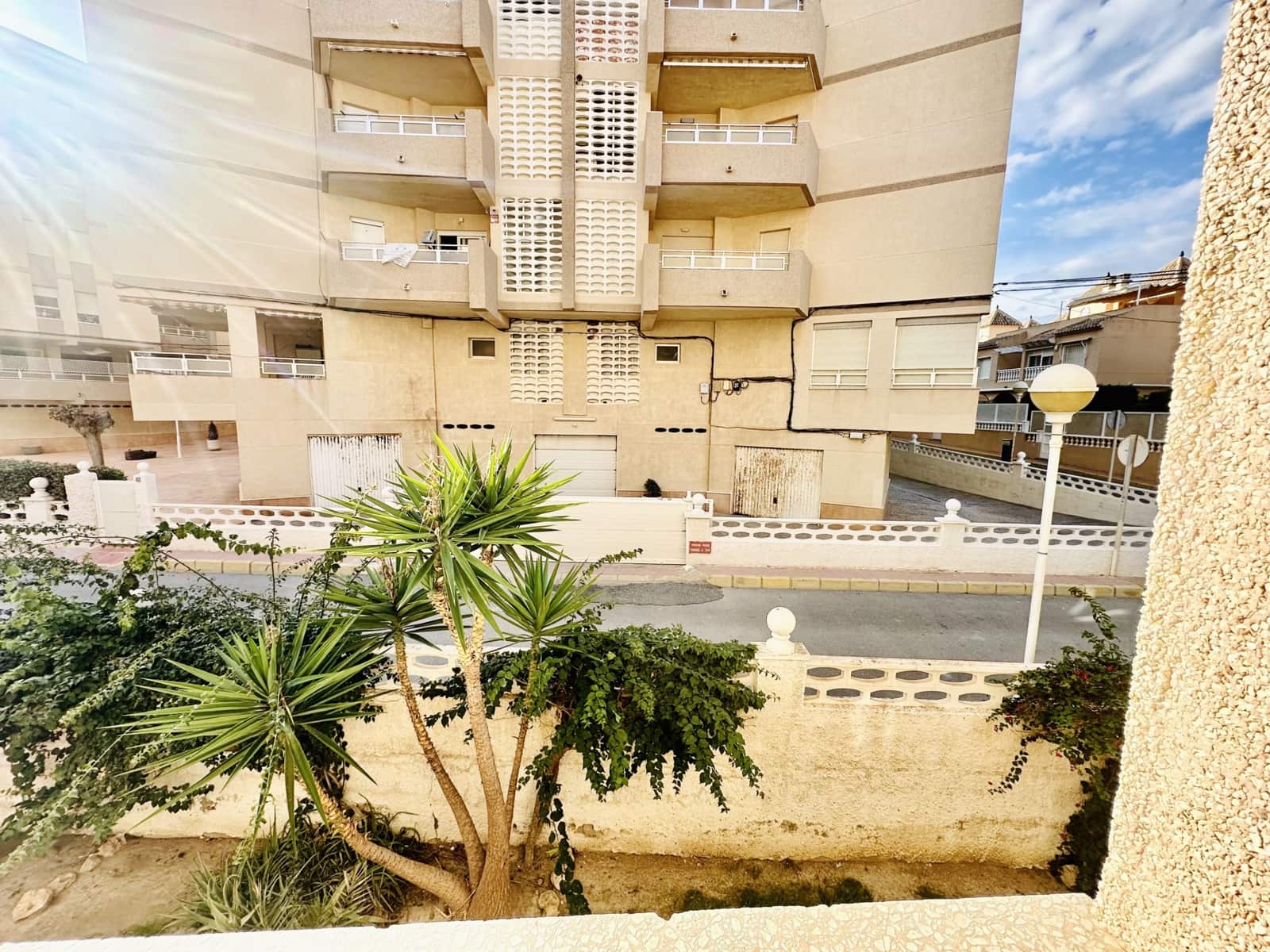 2 slaapkamer Appartement te huur in Guardamar del Segura - € 500 (Ref: 8925916)