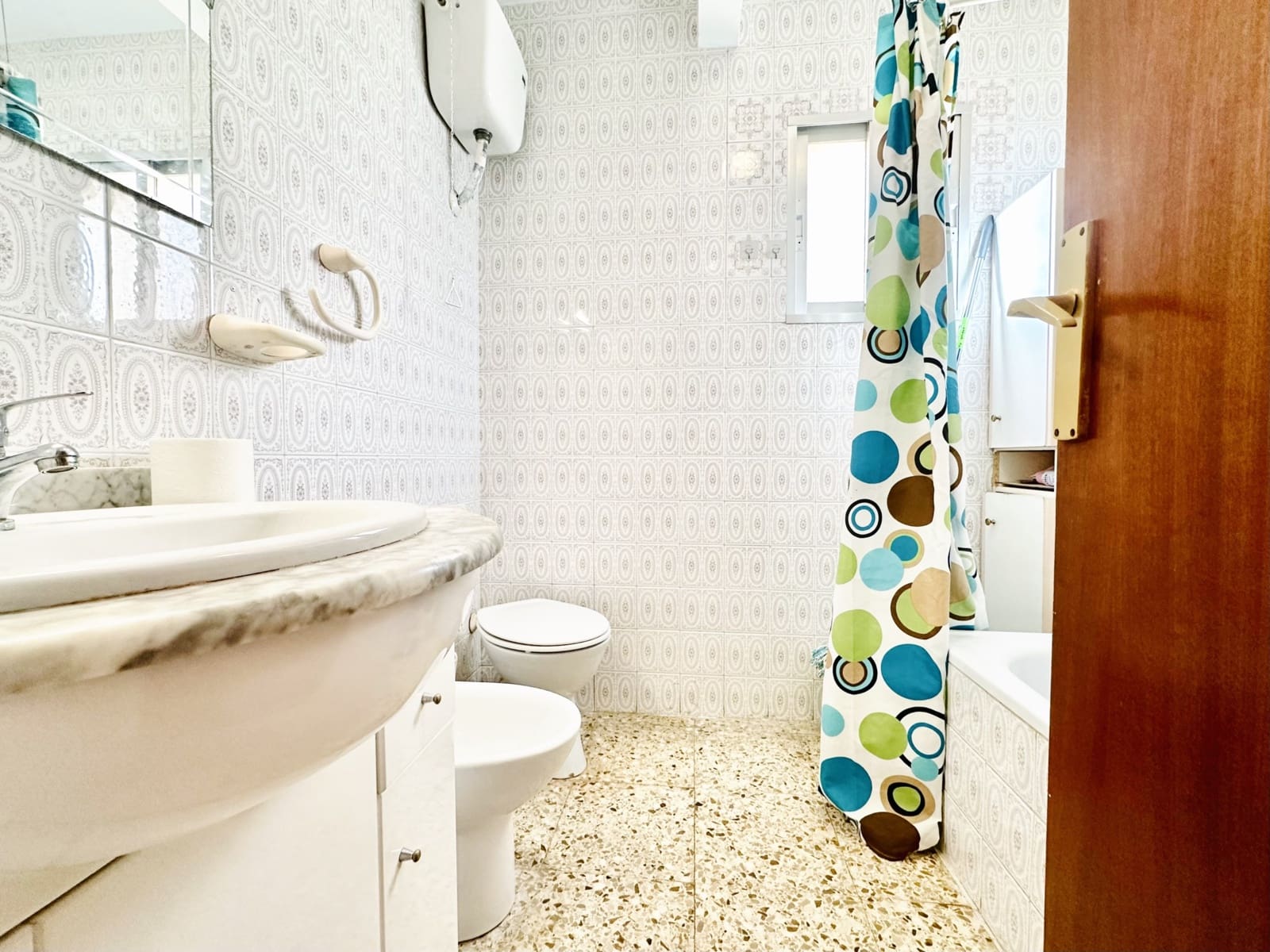 2 slaapkamer Appartement te huur in Guardamar del Segura - € 500 (Ref: 8925916)