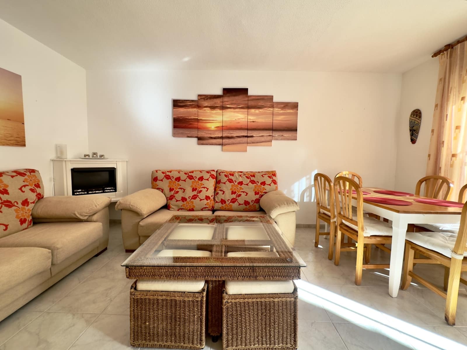 Apartamento de 3 habitaciones en Guardamar del Segura en alquiler con piscina - 700 € (Ref: 8929462)