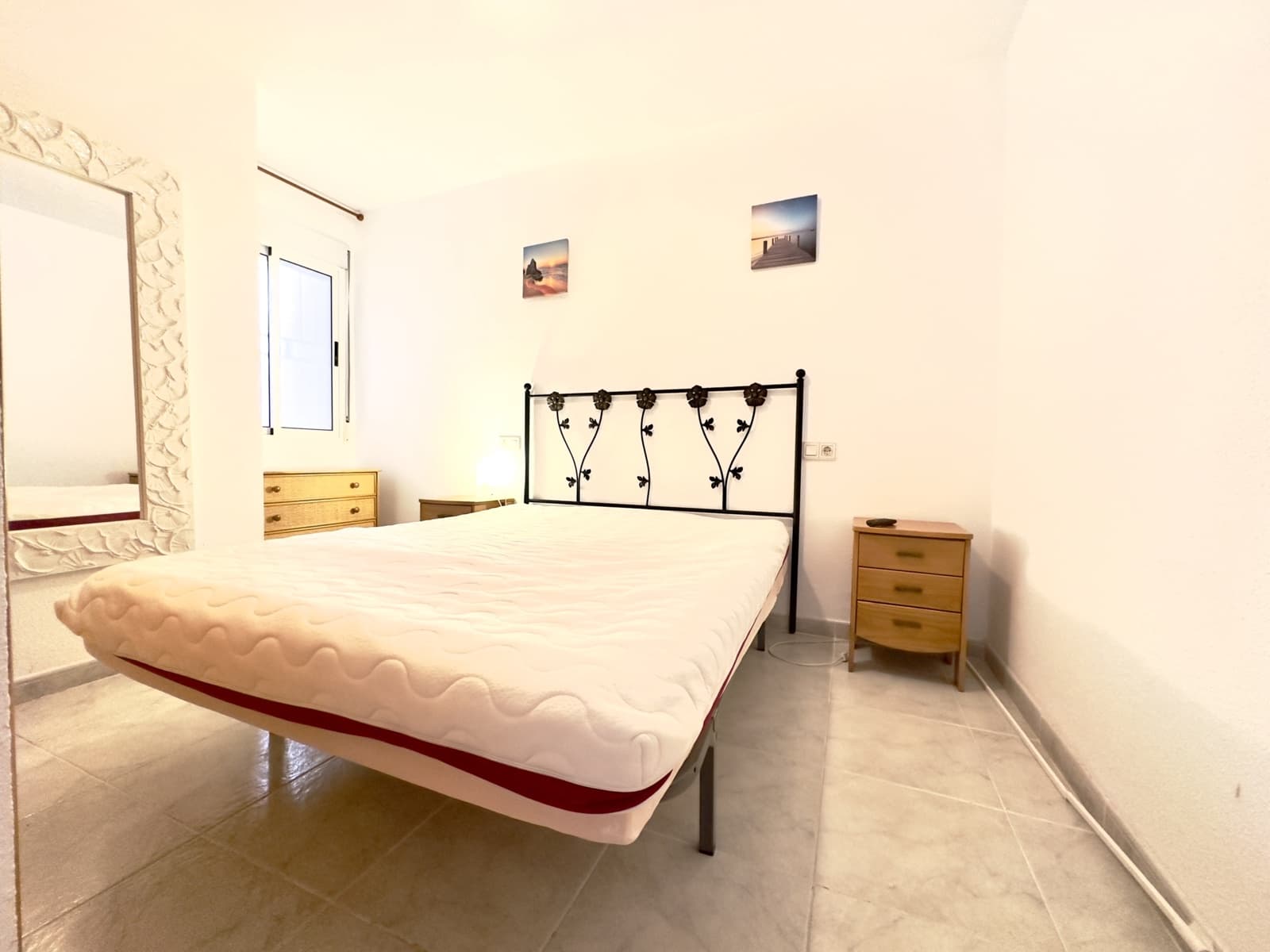 Apartamento de 3 habitaciones en Guardamar del Segura en alquiler con piscina - 700 € (Ref: 8929462)