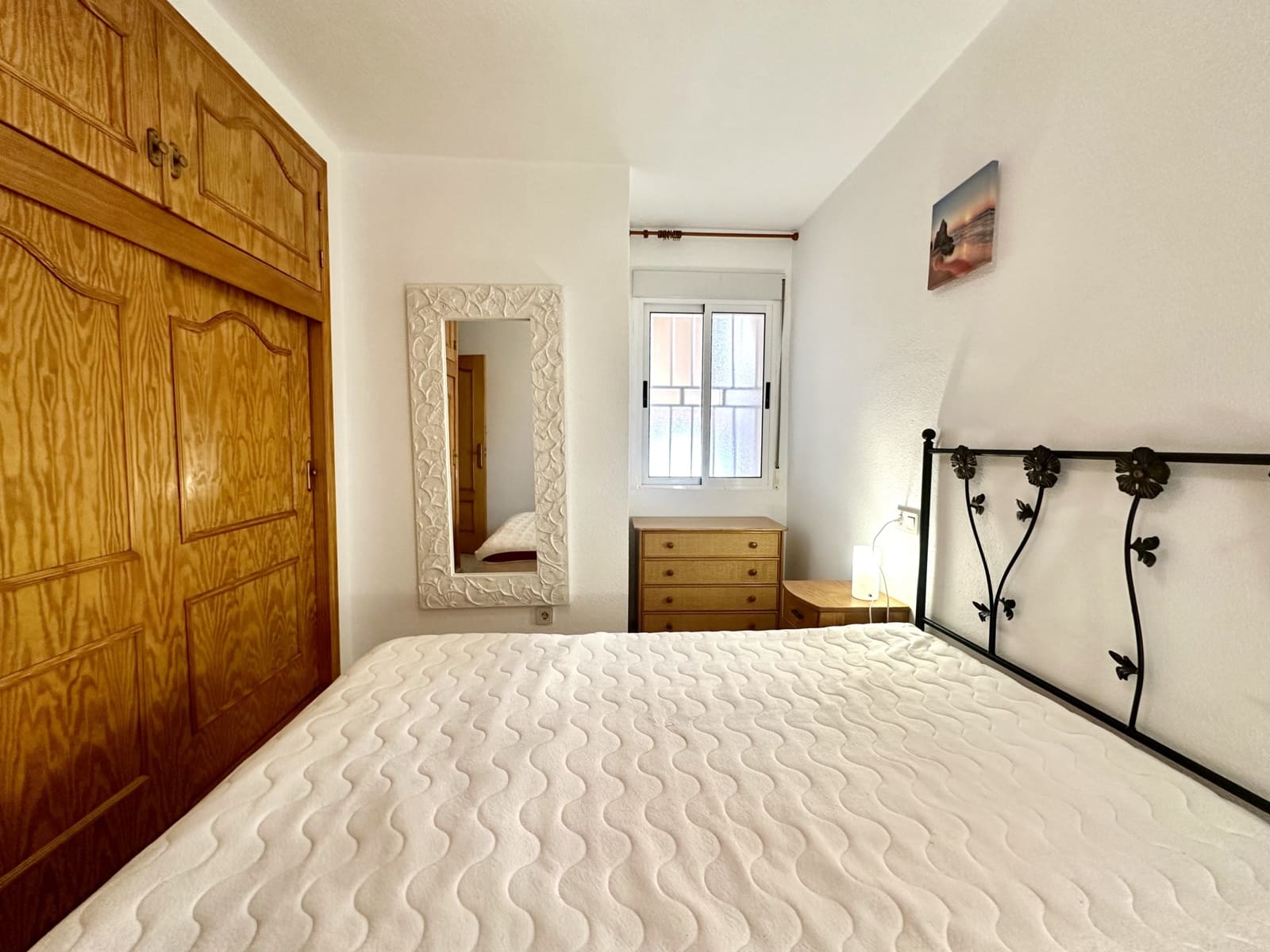 Apartamento de 3 habitaciones en Guardamar del Segura en alquiler con piscina - 700 € (Ref: 8929462)
