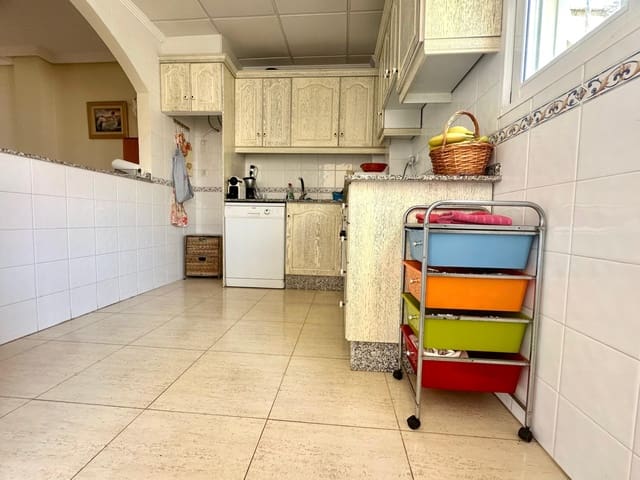 3 soverom Rekkehus til salgs i El Moncayo - El Pòrtic, Guardamar del Segura med svømmebasseng garasje - € 224 990 (Ref: 9161930)