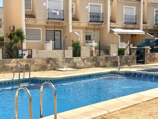 3 soveværelse Rækkehus til salg i El Moncayo - El Pòrtic, Guardamar del Segura med swimmingpool garage - € 225.000 (Ref: 9161930)