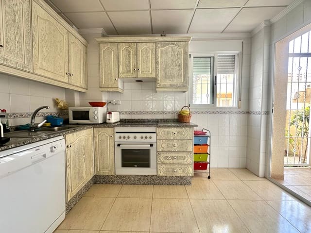 3 soverom Rekkehus til salgs i El Moncayo - El Pòrtic, Guardamar del Segura med svømmebasseng garasje - € 224 990 (Ref: 9161930)