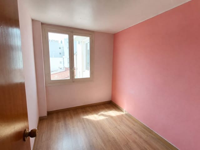 8 Zimmer Hotel zu verkaufen in Zona Pueblo, Guardamar del Segura - 130.000 € (Ref: 9168952)