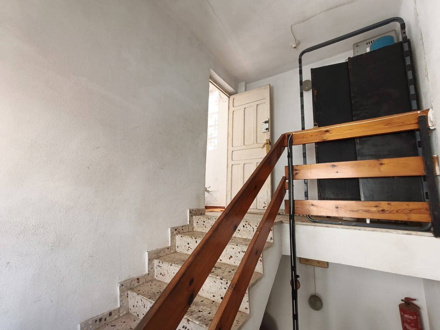 8 Zimmer Hotel zu verkaufen in Guardamar del Segura - 130.000 € (Ref: 9168952)