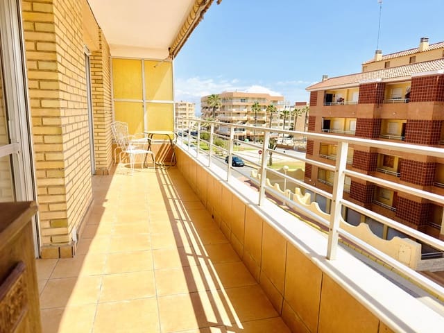 1 slaapkamer Appartement te huur in Guardamar Playa, Guardamar del Segura - € 500 (Ref: 9197153)
