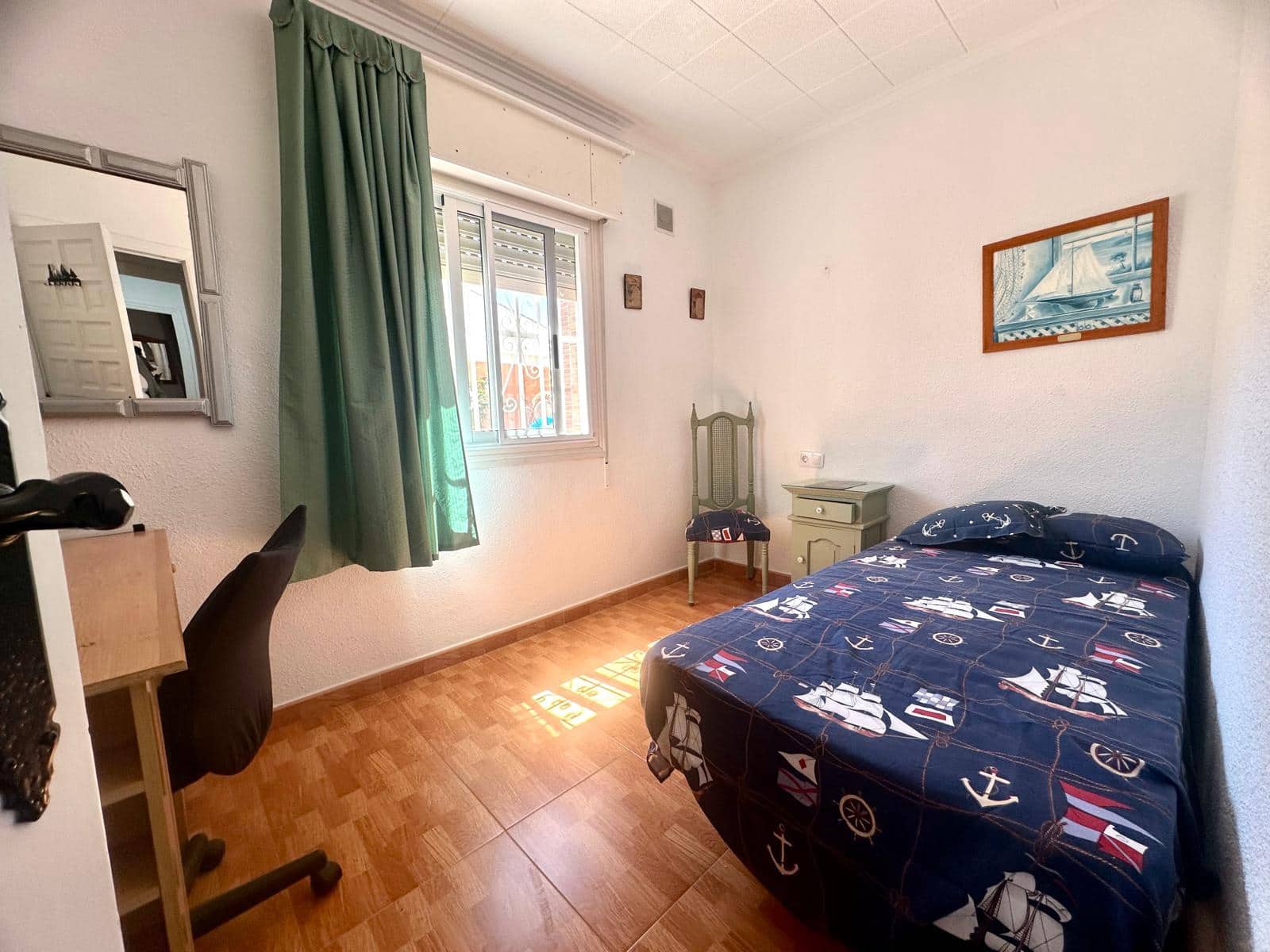 4 Zimmer Villa zu vermieten in Torrevieja mit Garage - 1.100 € (Ref: 9207609)