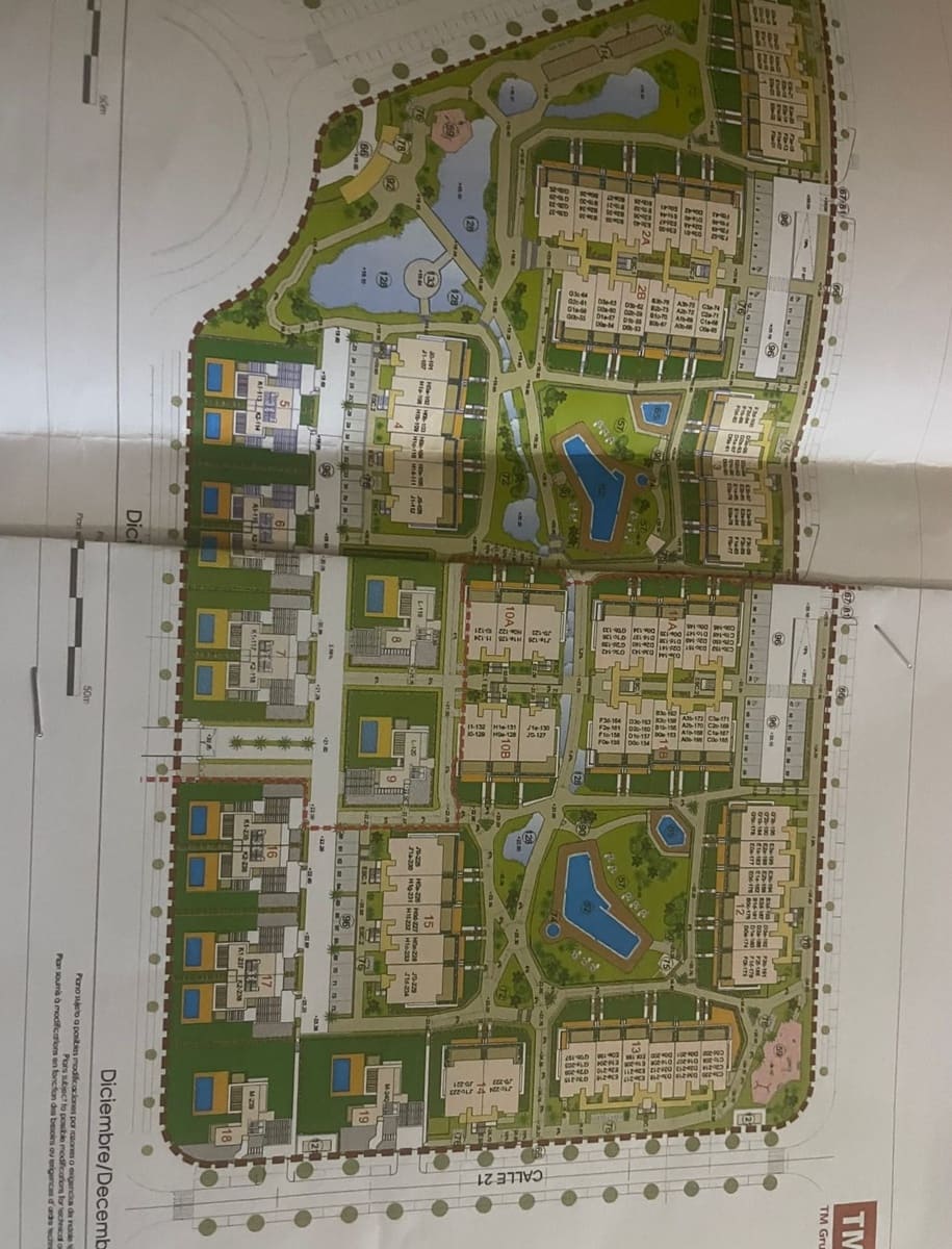 Erhverv til leje i Torrevieja med garage - € 1.300 (Ref: 9946277)