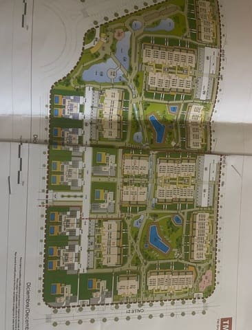 Erhverv til leje i Torrevieja med garage - € 1.300 (Ref: 9946277)